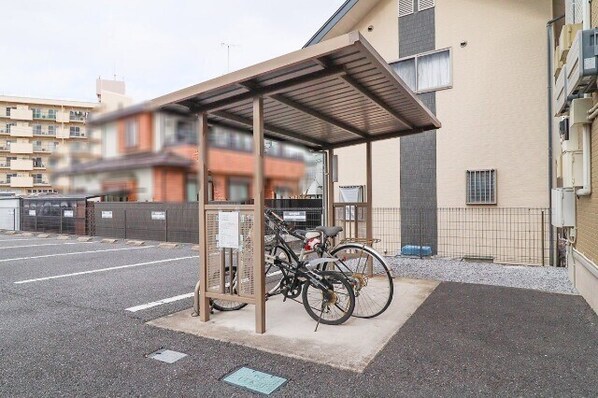 宇都宮駅 バス14分  駒生町下車：停歩4分 1階の物件外観写真